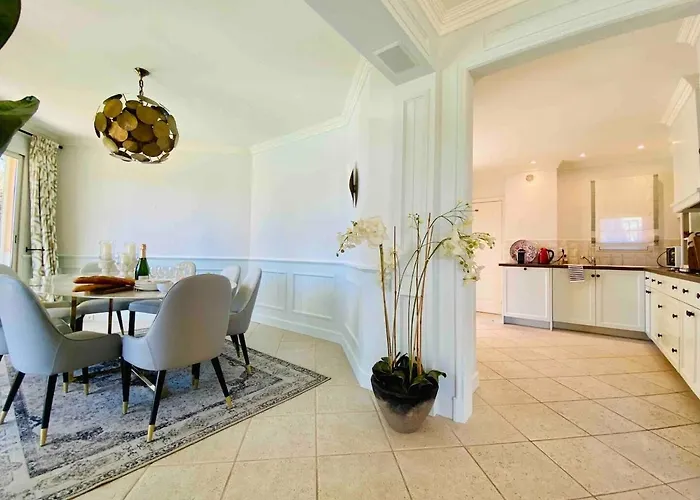 Cap D'antibes Вилла