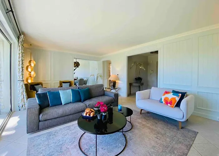 Cap D'antibes Villa *